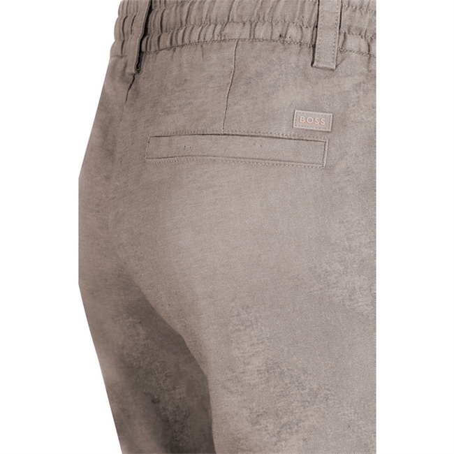 Stilrene shorts i lys sandfarve fra BOSS