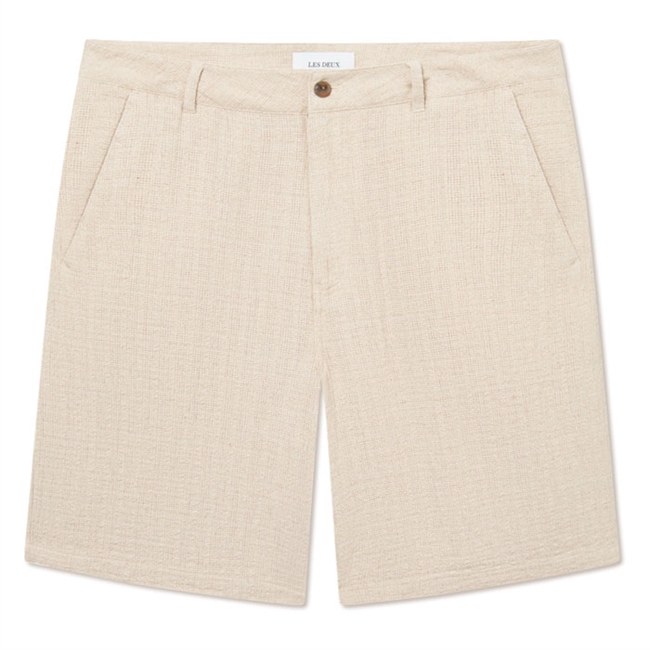 Smarte Shorts i flot sandfarve fra Les Deux