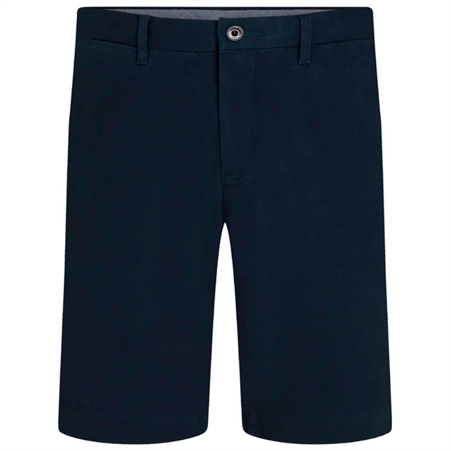 Klassiske chino shorts i blå fra Tommy Hilfiger.