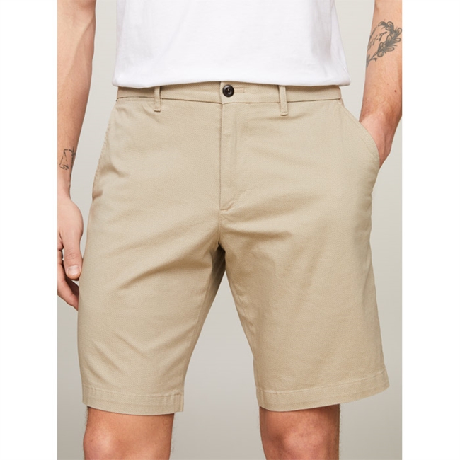 Lækre Sommer Shorts fra Tommy Hilfiger i Khaki.