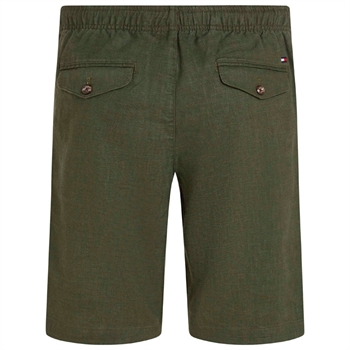 Smarte hør shorts i grøn fra Tommy Hilfiger.