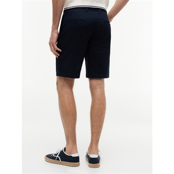 Pæne Chino shorts i mørkeblå fra Tommy Hilfiger