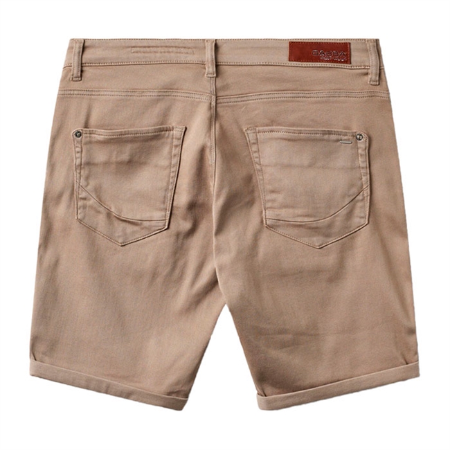 Lækre regular fit shorts i sandfarve fra Gabba