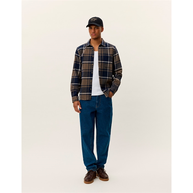 Moderne checkmønsteret overshirt i navy fra Lex Deux