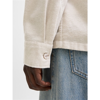 Lækker moderne overshirt i beige fra Jack & Jones