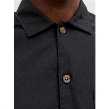 Lækker moderne overshirt i sort fra Jack & Jones