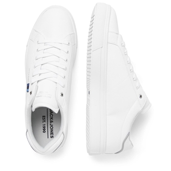 En Klassiker af sneakers - Ren hvid fra Jack & Jones