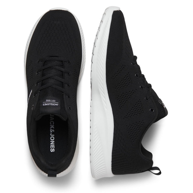 Sort og smart sneaker fra Jack & Jones.