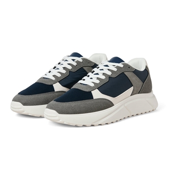 Smarte sneakers i blå, beige og hvid fra Jack & Jones.