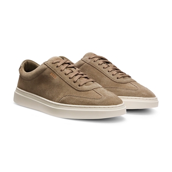 Lækker suede sneaker fra BOSS i grøn