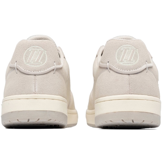 Basket Sneaker fra Les Deux i hvid med suede detaljer.