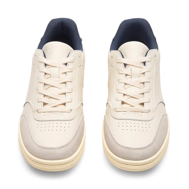 Lækker sneaker med kontraster fra Les Deux