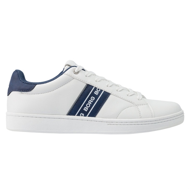Lækker hvid sneaker fra Björn Borg med blå logo detaljer.