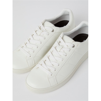 Klassisk hvid sneaker fra Björn Borg.