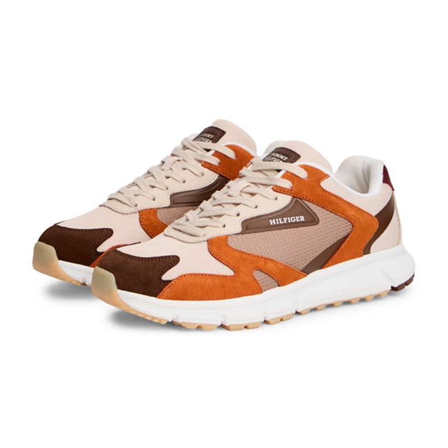 Moderne løbe sneakers i jordfarver fra Tommy Hilfiger