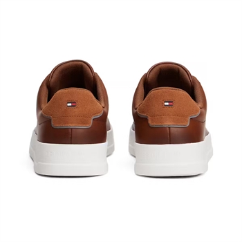 Tommy Hilfiger Court Core Leather Sneaker Cognac