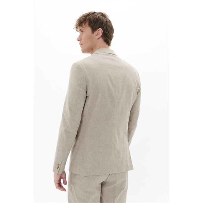 Flot og stilren hør blazer i beige fra Matinique