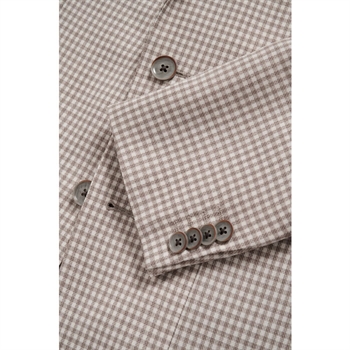 Moderne ternet blazer i sandfarve fra Matinique
