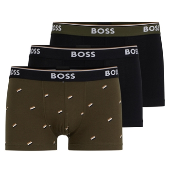 3-pak trunks fra BOSS i sorte og grønne farver.
