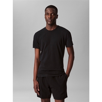 3-pak undertrøjer i sort med ærmer fra Calvin Klein