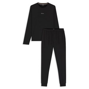 Lækkert og behageligt pyjamassæt i sort fra BOSS