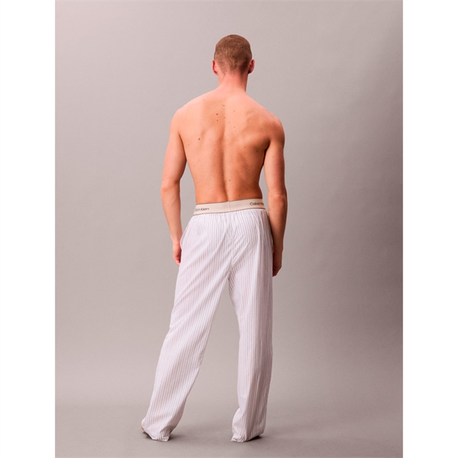 Behagelige stribede pyjamas bukser i hvid fra Calvin Klein 